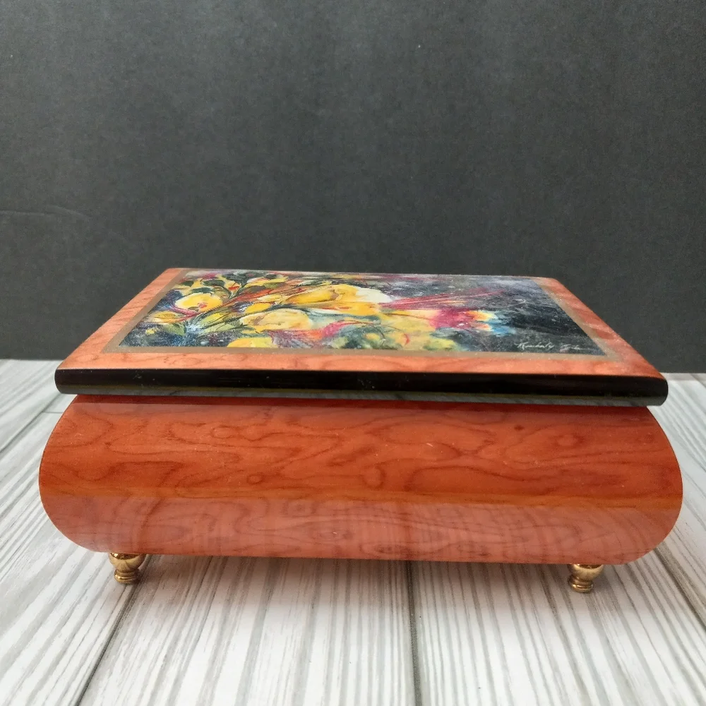 Ercolano Bird of Paradise Jewelry Music Box